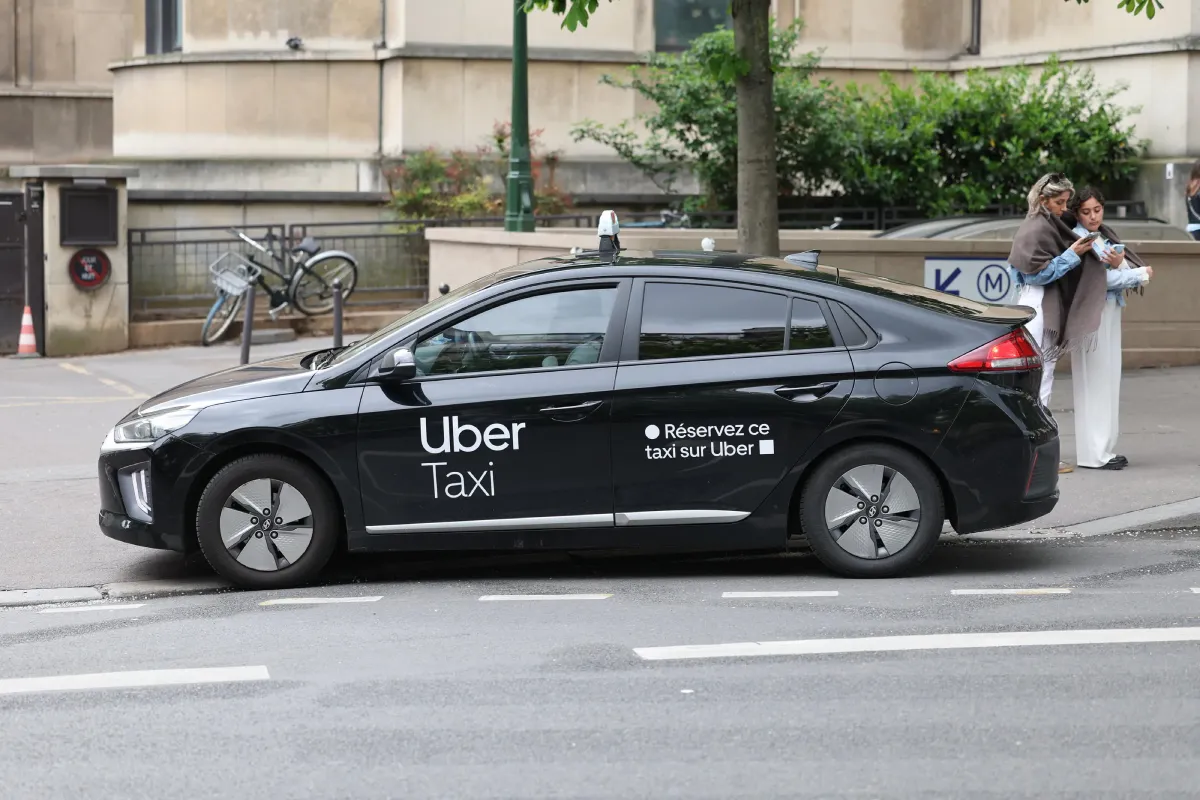 Uber Taxi et l’offre mixte taxi/VTC à Paris : ce qu’il faut savoir